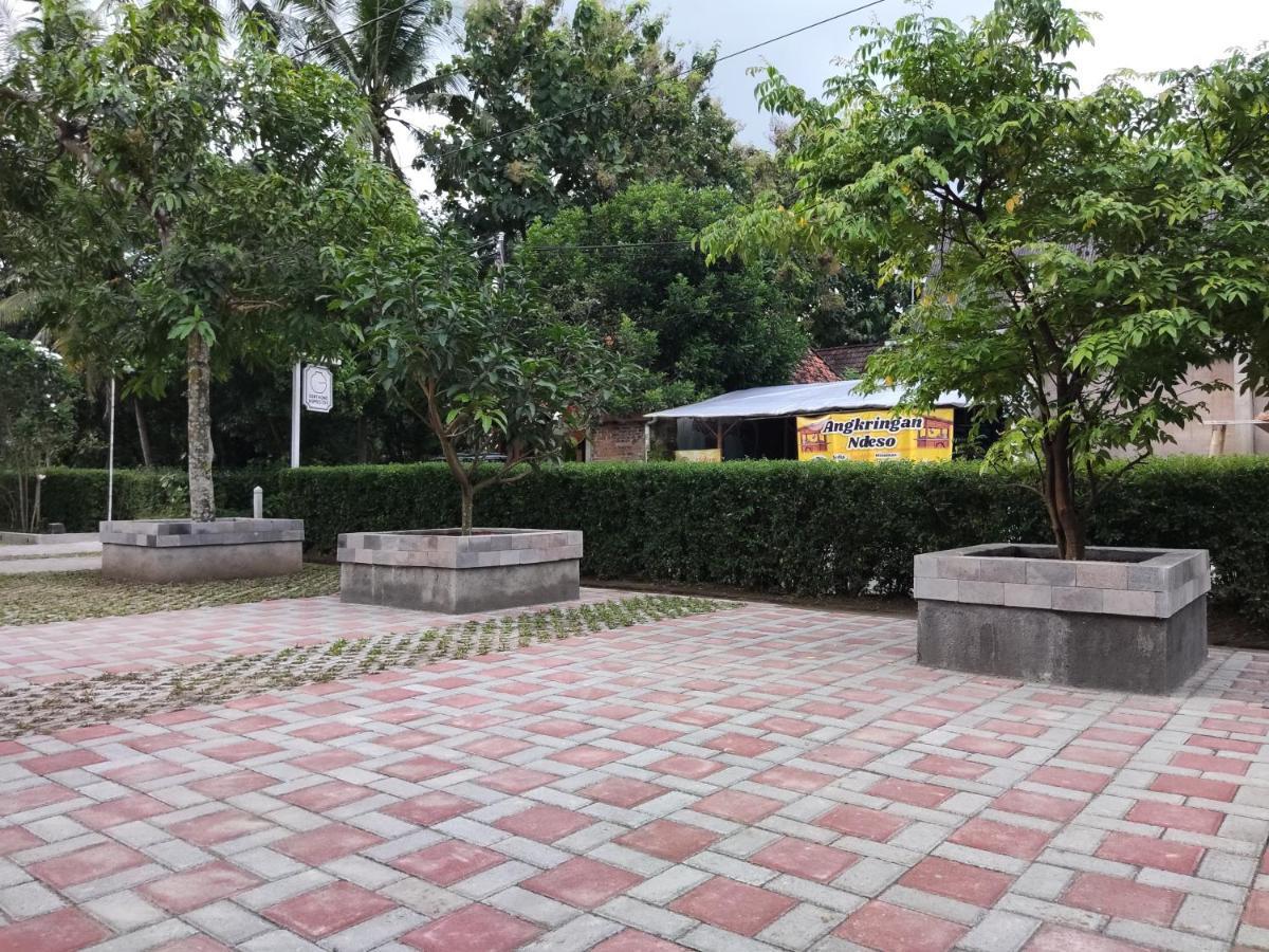 Genthong Homestay Magelang Eksteriør bilde