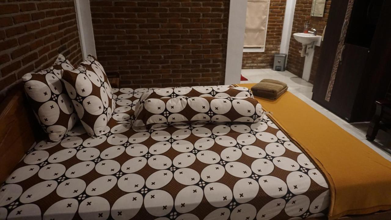 Genthong Homestay Magelang Eksteriør bilde