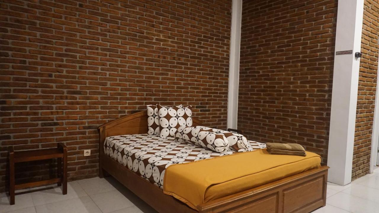 Genthong Homestay Magelang Eksteriør bilde