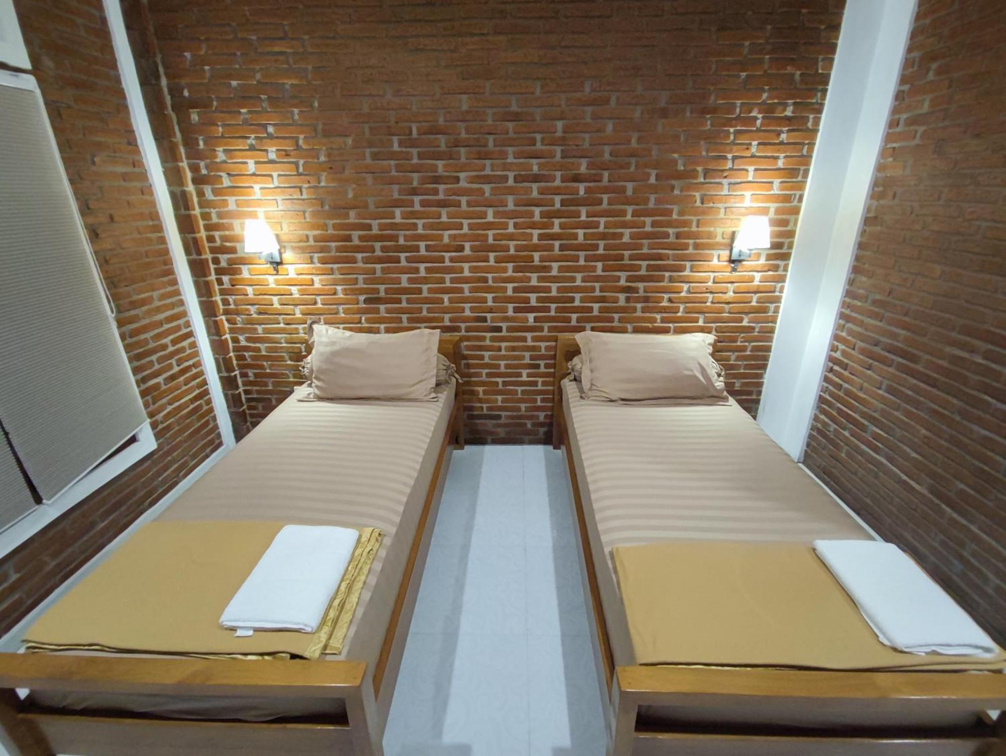Genthong Homestay Magelang Eksteriør bilde