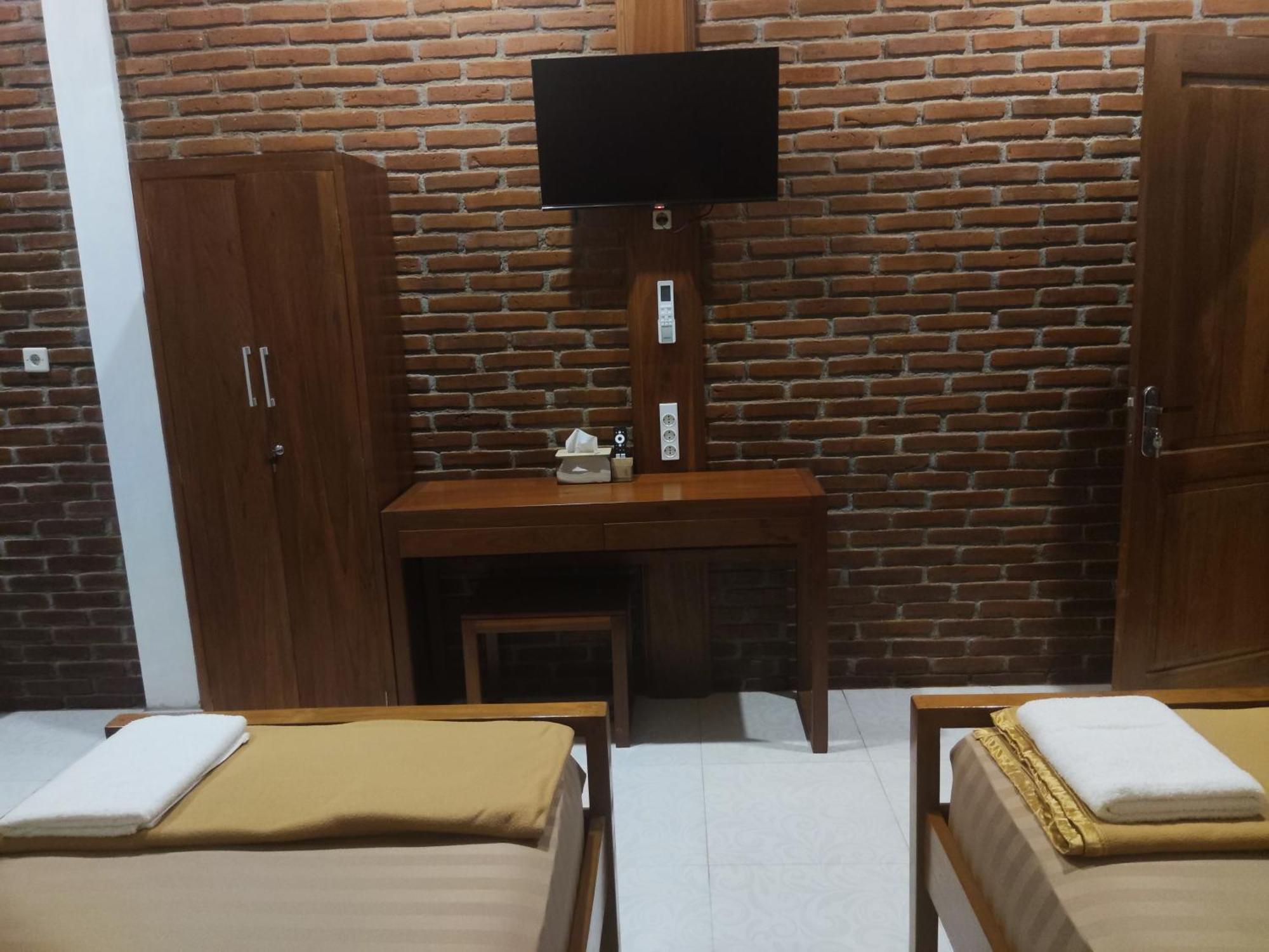 Genthong Homestay Magelang Eksteriør bilde