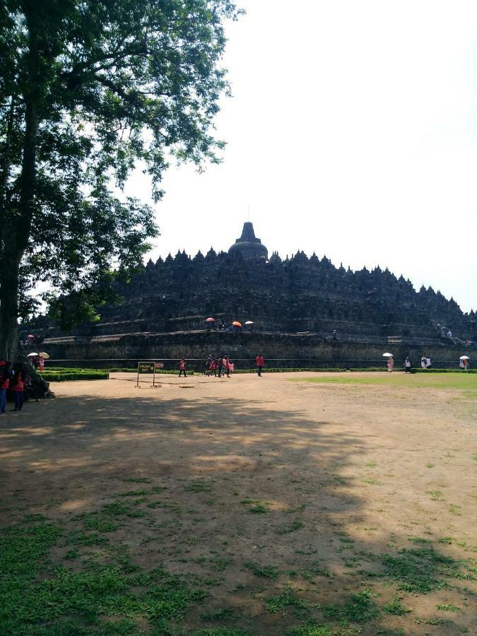 Genthong Homestay Magelang Eksteriør bilde