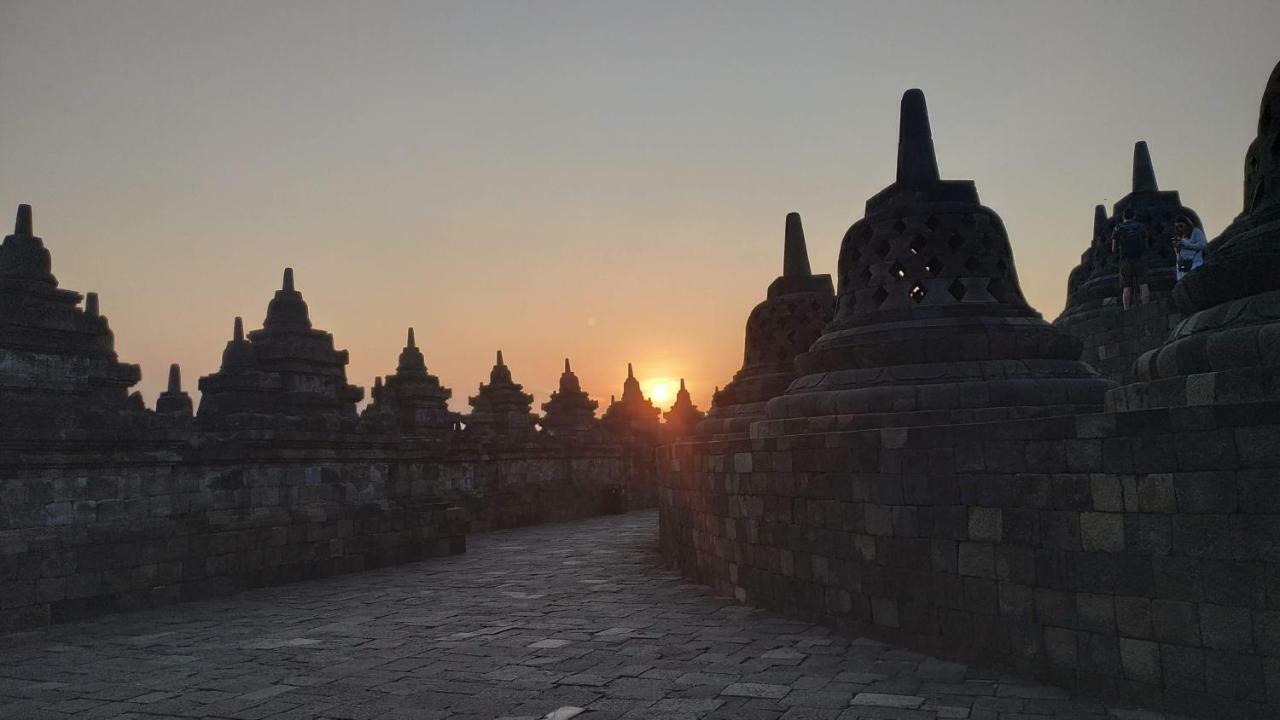 Genthong Homestay Magelang Eksteriør bilde