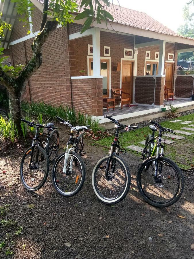 Genthong Homestay Magelang Eksteriør bilde