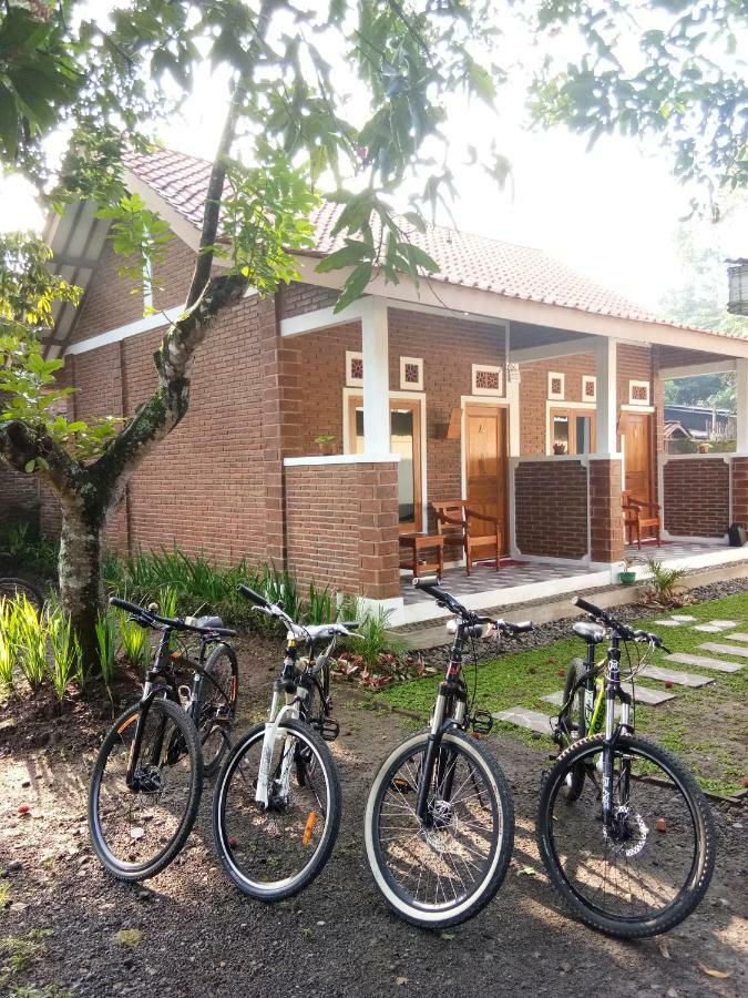 Genthong Homestay Magelang Eksteriør bilde